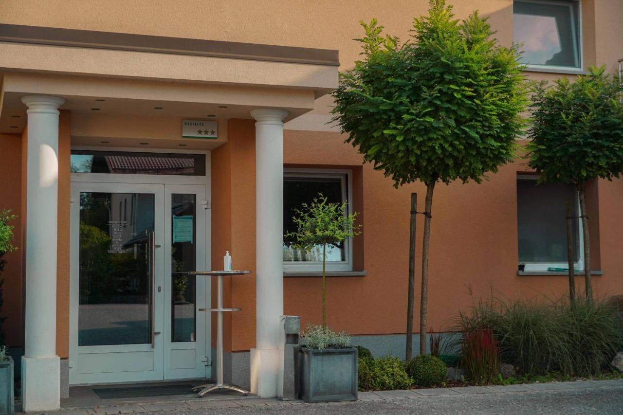 Guest House Tri Zvezde Kocevje Exterior photo